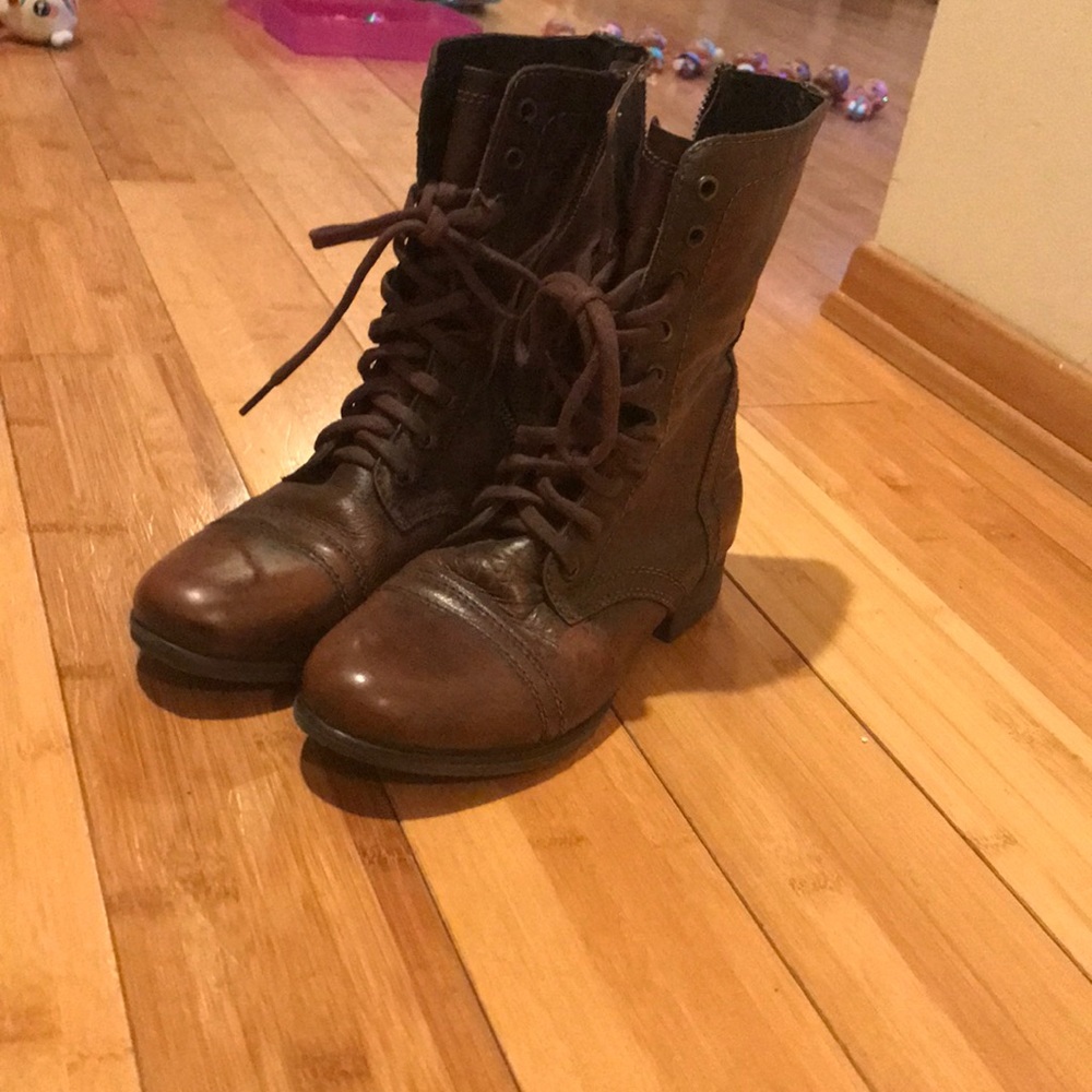 Steve Madden brown combat boots